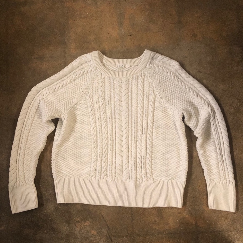 GAP Cable Knit Fisherman’s Style Sweater